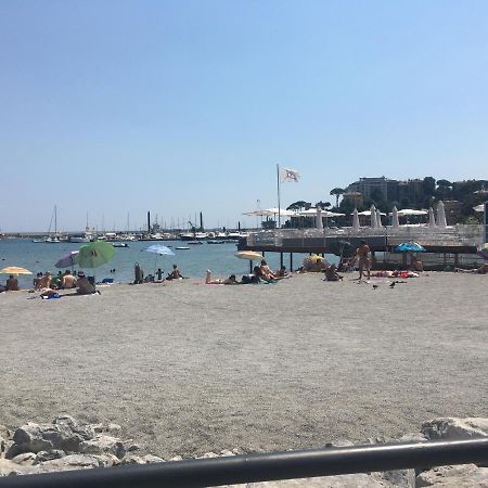 In Centro A Рапалло Экстерьер фото