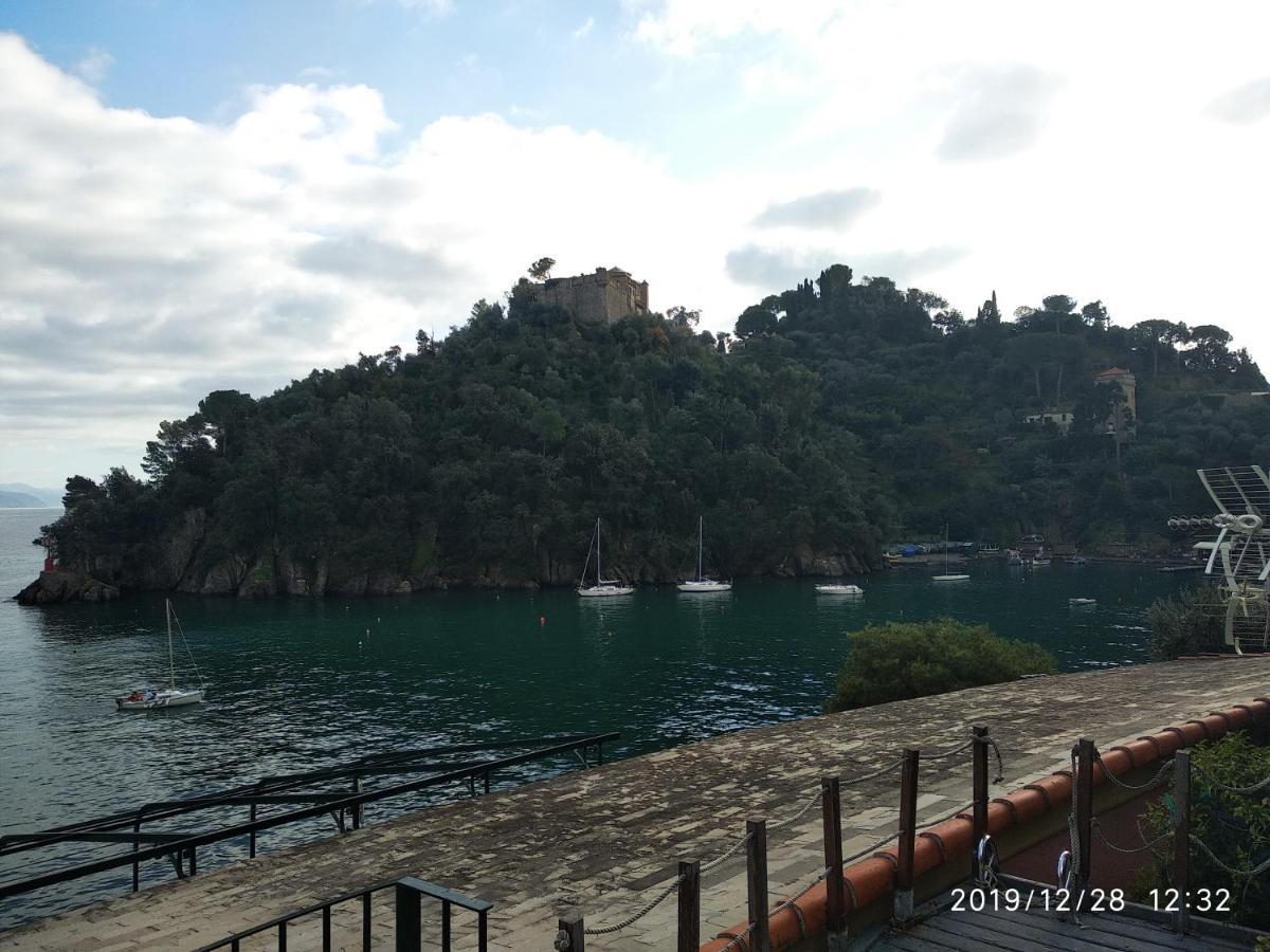 In Centro A Рапалло Экстерьер фото