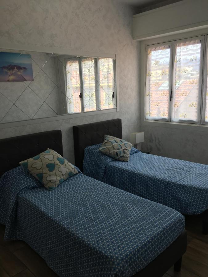 In Centro A Рапалло Экстерьер фото